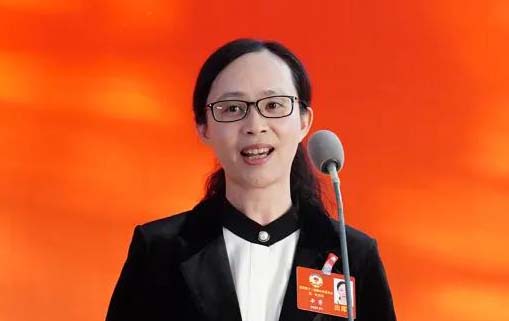 政协委员李蕾：注重社区养老服务设施与社区综合服务设施的整合利用