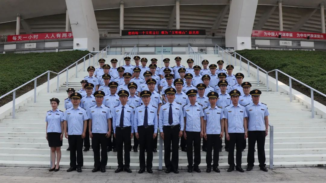 金沙娱乐城文化广电旅游体育局举行文化市场综合执法队伍换装仪式.jpeg 图片